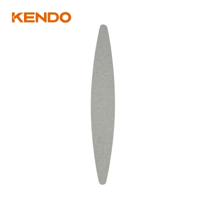 Der ovale Kendo-Schleifstein wird für die effizienteste Schärfung mit Schleiföl empfohlen